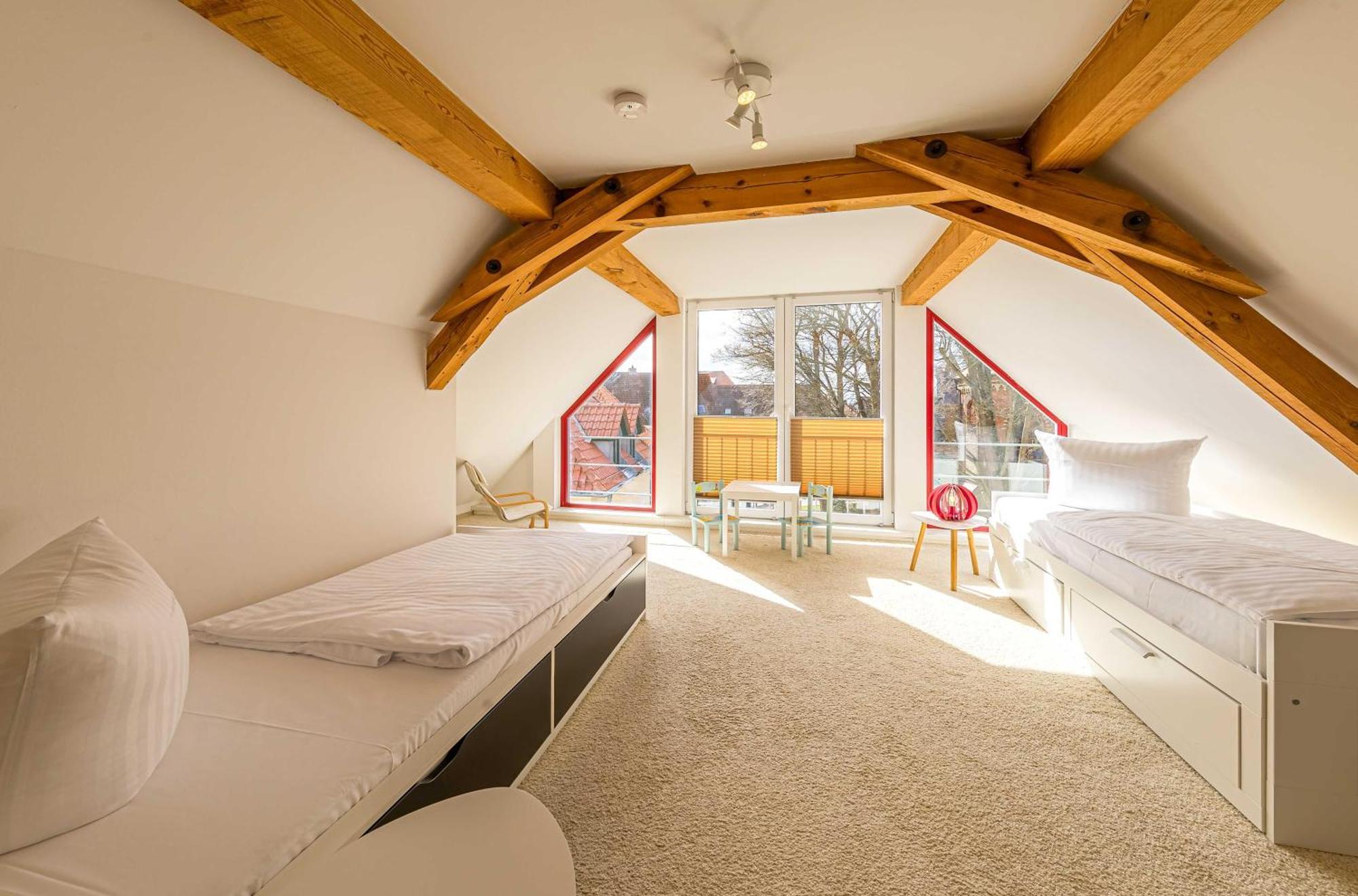 City Apartment An Der Georgenkirche Варен Екстериор снимка
