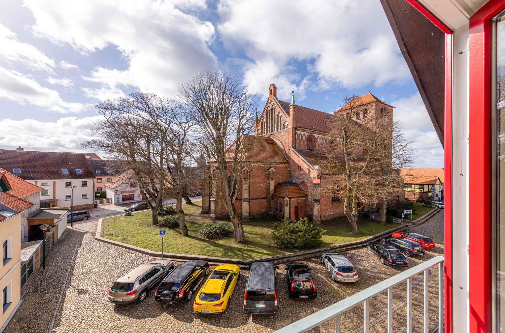 City Apartment An Der Georgenkirche Варен Екстериор снимка